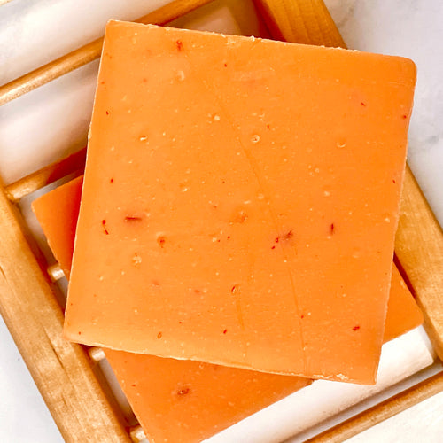 BE So Selfish Turmeric Honey Soap